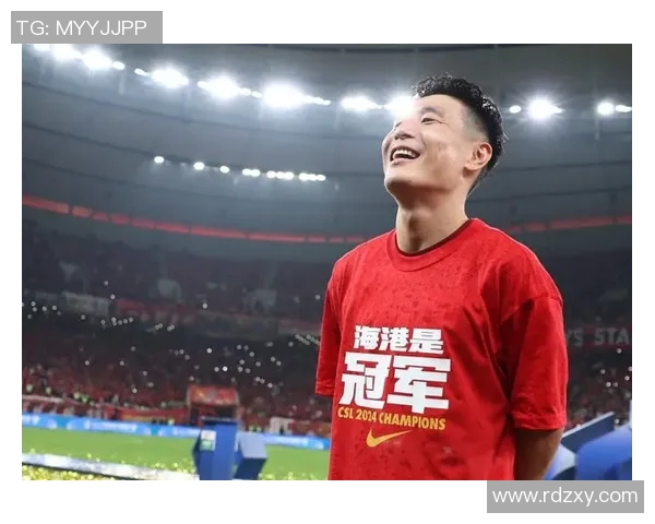 武磊精彩进球助力上海海港赢得关键比赛展现球队强大实力 武磊精彩进球助力上海海港赢得关键比赛展现球队强大实力